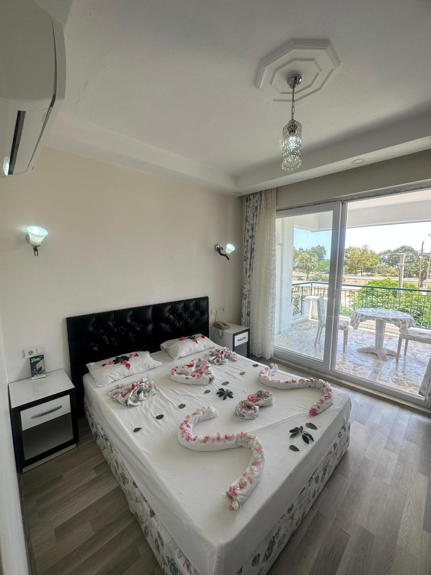 Deniz Hotel Finike Luaran gambar